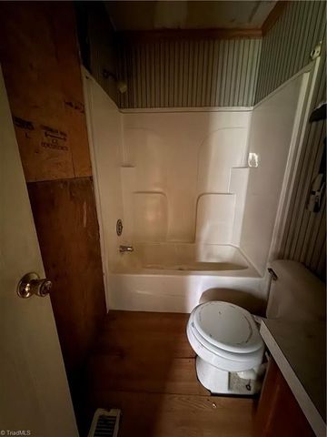 175 Clearview Street, Lexington, NC 27295