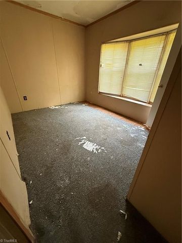 175 Clearview Street, Lexington, NC 27295