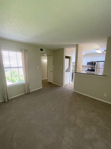 4748 Old Bent Tree Lane 1303, Dallas, TX 75287
