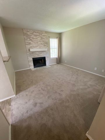 4748 Old Bent Tree Lane 1303, Dallas, TX 75287