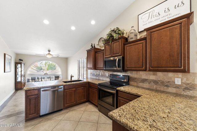 2733 LEISURE WORLD --, Mesa, AZ 85206