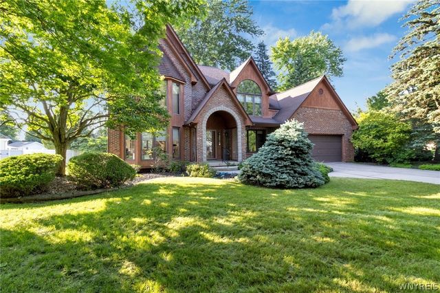 30 Alran Drive, Amherst, NY 14221