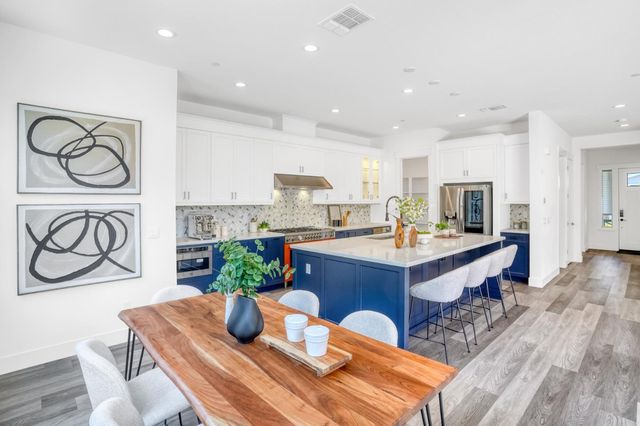 721 Valonia Oak Terrace, Sunnyvale, CA 94086