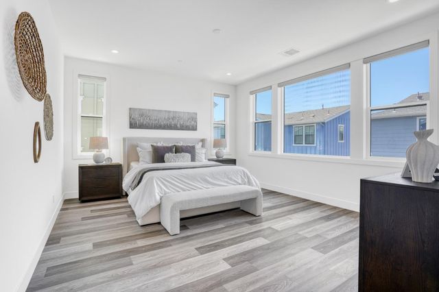 721 Valonia Oak Terrace, Sunnyvale, CA 94086