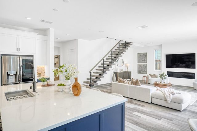 721 Valonia Oak Terrace, Sunnyvale, CA 94086