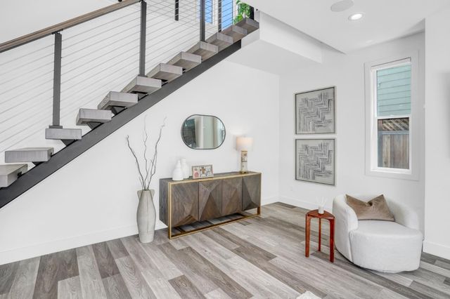 721 Valonia Oak Terrace, Sunnyvale, CA 94086