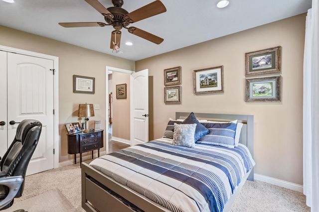 2702 RUTHERFORD DR, Columbia, MO 65201