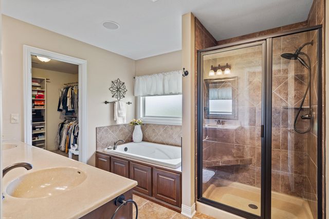 2702 RUTHERFORD DR, Columbia, MO 65201