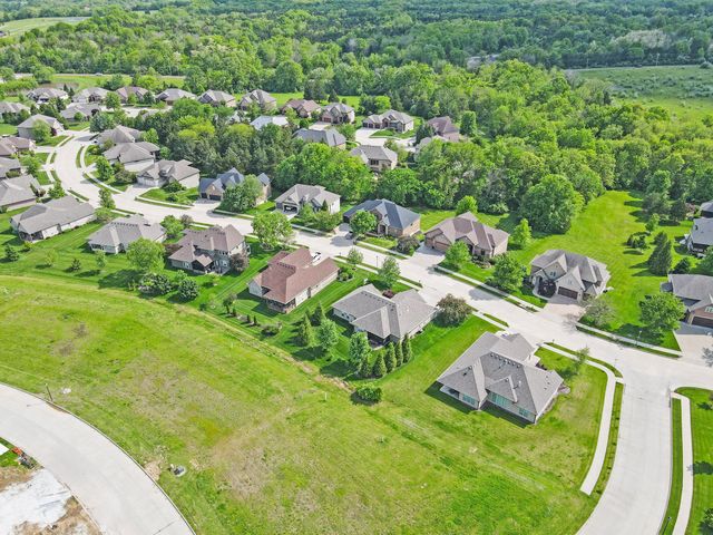 2702 RUTHERFORD DR, Columbia, MO 65201
