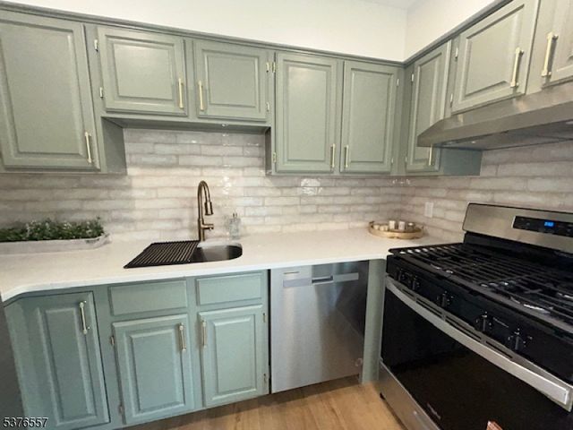303 Larch Ct, Raritan Twp., NJ 08822