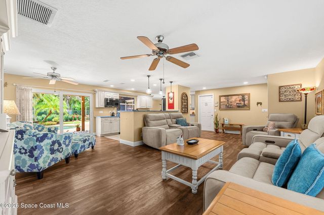 536 Ponderosa Street W, Melbourne, FL 32904