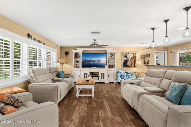 536 Ponderosa Street W, Melbourne, FL 32904