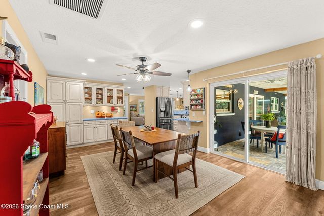 536 Ponderosa Street W, Melbourne, FL 32904