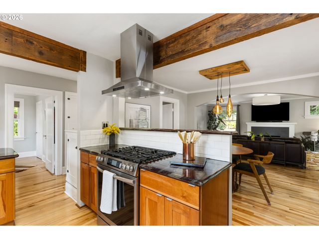 9210 N ALLEGHENY Ave, Portland, OR 97203