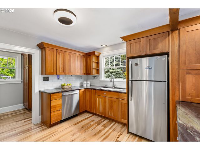 9210 N ALLEGHENY Ave, Portland, OR 97203