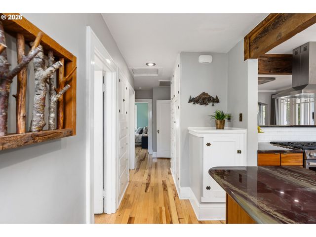 9210 N ALLEGHENY Ave, Portland, OR 97203