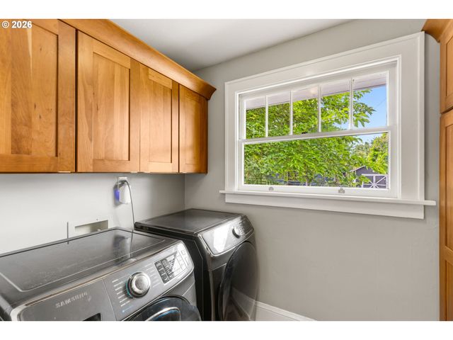 9210 N ALLEGHENY Ave, Portland, OR 97203