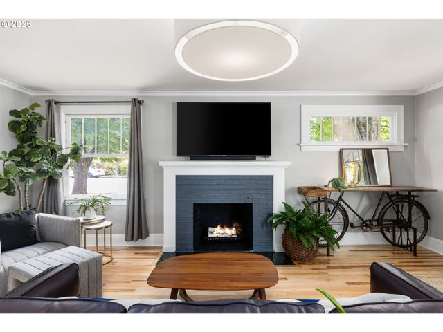 9210 N ALLEGHENY Ave, Portland, OR 97203