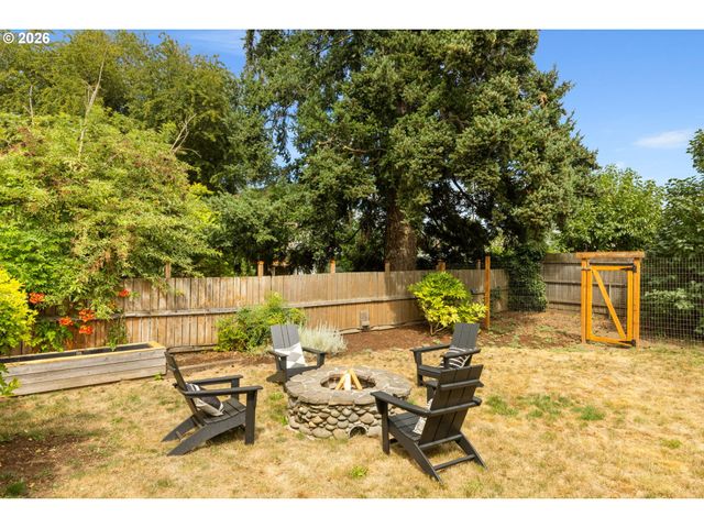 9210 N ALLEGHENY Ave, Portland, OR 97203