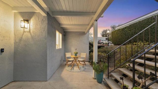 1812 FAIRWAY Circle, San Marcos, CA 92078