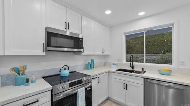 1812 FAIRWAY Circle, San Marcos, CA 92078