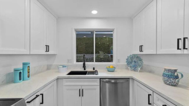 1812 FAIRWAY Circle, San Marcos, CA 92078
