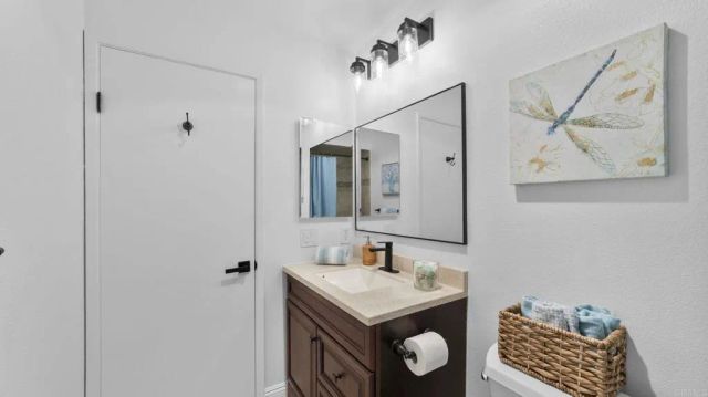 1812 FAIRWAY Circle, San Marcos, CA 92078