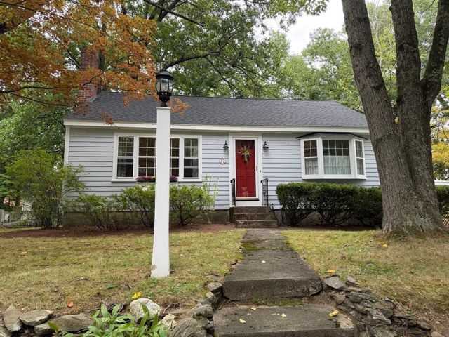 37 Highland Avenue, Leominster, MA 01453