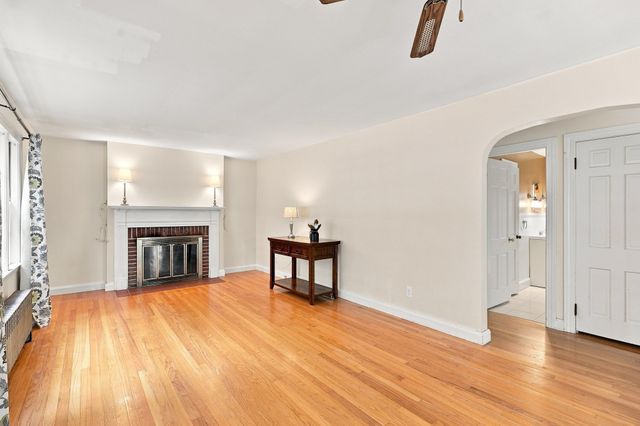 37 Highland Avenue, Leominster, MA 01453