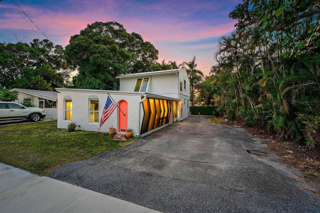502 N Loxahatchee Drive, Jupiter, FL 33458
