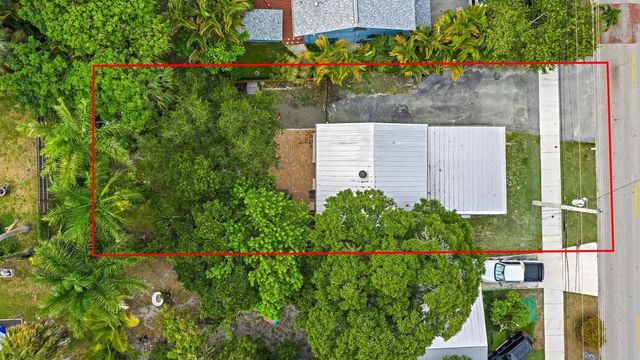 502 N Loxahatchee Drive, Jupiter, FL 33458