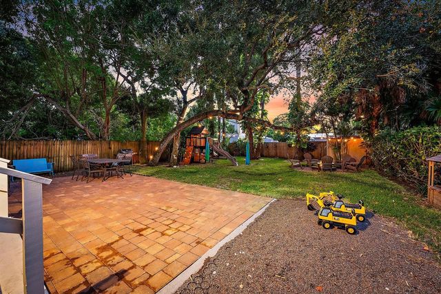 502 N Loxahatchee Drive, Jupiter, FL 33458