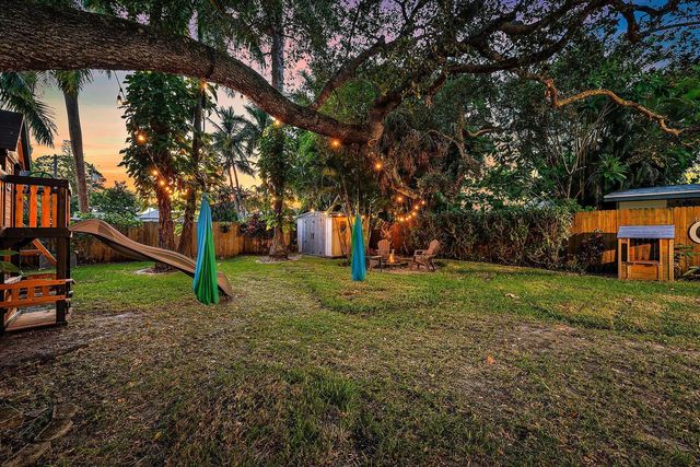 502 N Loxahatchee Drive, Jupiter, FL 33458