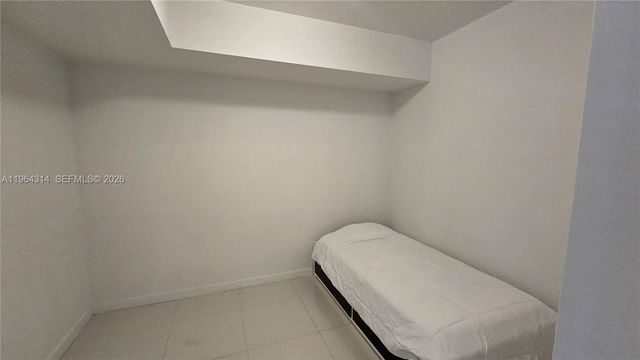 7825 NW 107th Ave 318, Doral, FL 33178