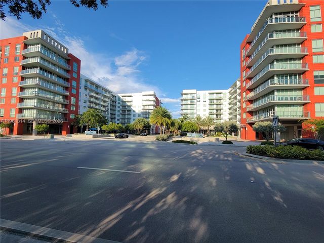 7825 NW 107th Ave 318, Doral, FL 33178