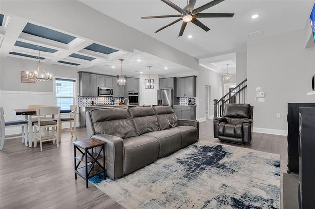 542 Bray Street, Woodstock, GA 30188