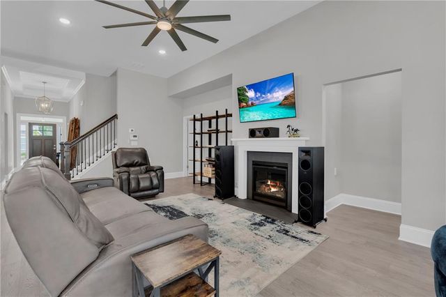 542 Bray Street, Woodstock, GA 30188