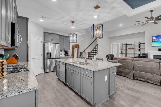 542 Bray Street, Woodstock, GA 30188