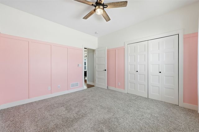 3004 Forrest Meadow Lane, Hiawatha, IA 52233