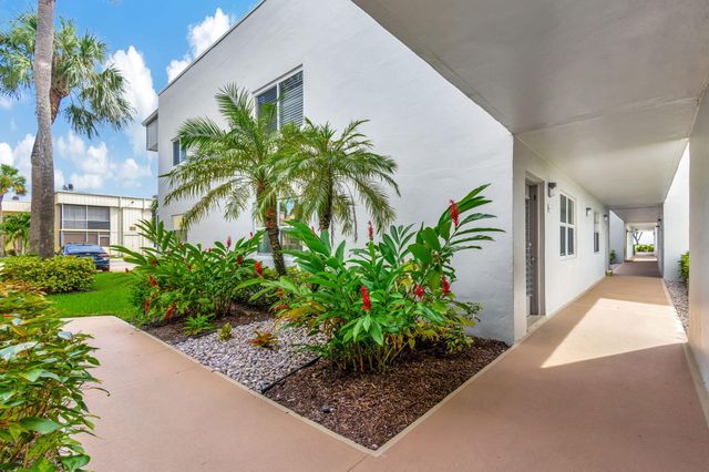 161 Normandy Lane, Delray Beach, FL 33484