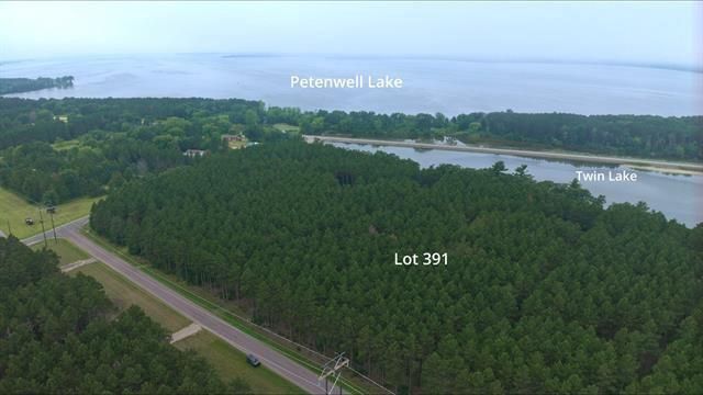 391 Twin Lakes Trail, Nekoosa, WI 54457