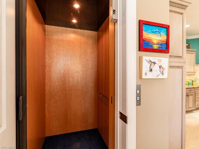 167 San Salvador ST, Naples, FL 34113