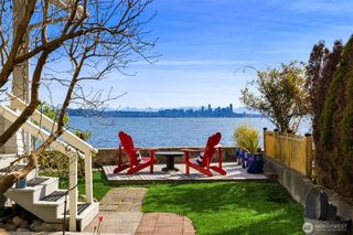 5430 Rockaway Beach Road NE, Bainbridge Island, WA 98110