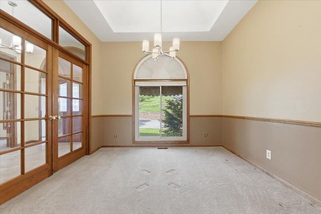 19241 HAWTHORNE Avenue, Council Bluffs, IA 51503