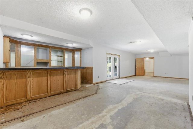 19241 HAWTHORNE Avenue, Council Bluffs, IA 51503
