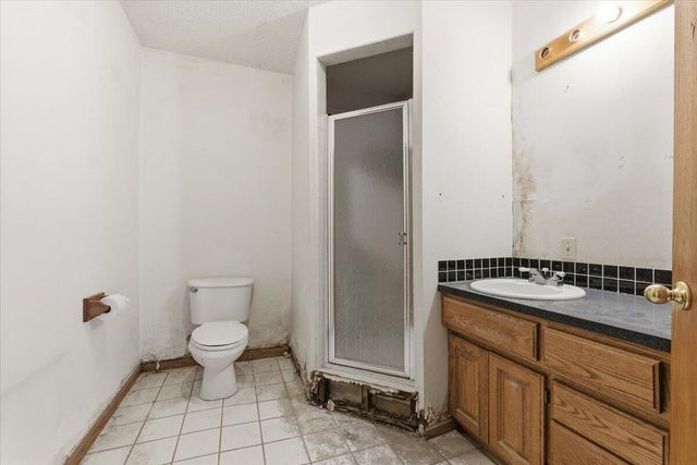 19241 HAWTHORNE Avenue, Council Bluffs, IA 51503