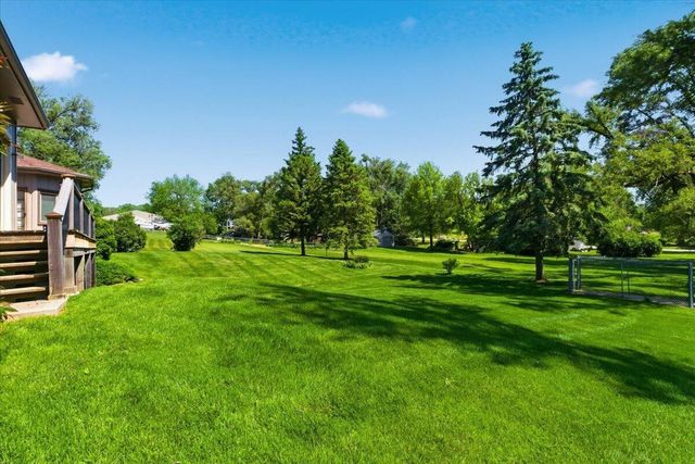 19241 HAWTHORNE Avenue, Council Bluffs, IA 51503
