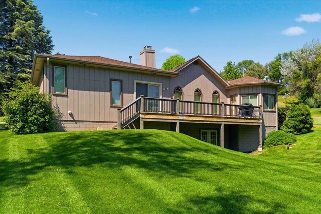 19241 HAWTHORNE Avenue, Council Bluffs, IA 51503