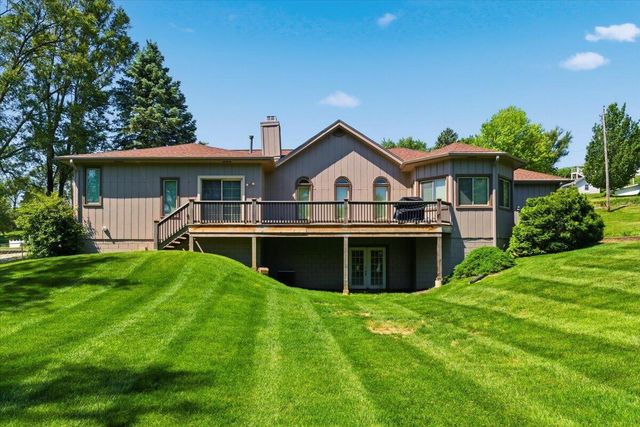 19241 HAWTHORNE Avenue, Council Bluffs, IA 51503
