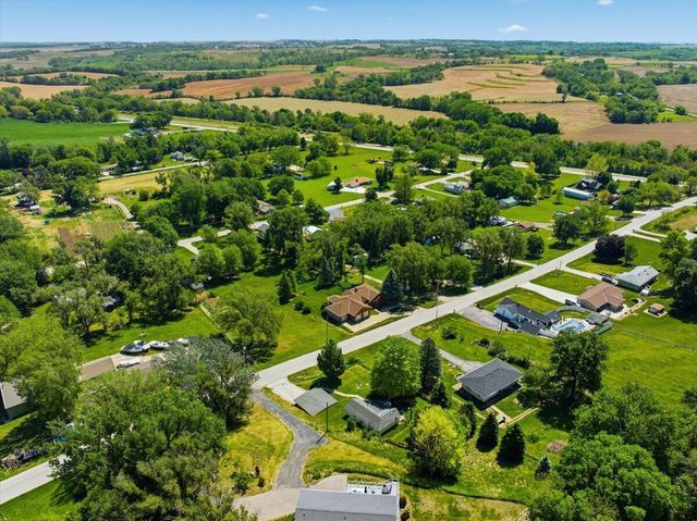 19241 HAWTHORNE Avenue, Council Bluffs, IA 51503